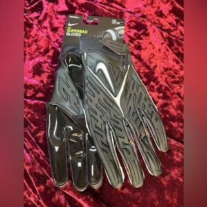 Nike Superbad 6.0 Padded Football Gloves Size 4XL Black &‎ White  - New 🏈